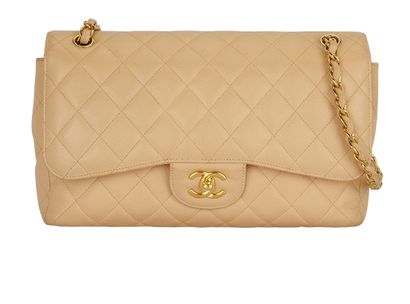 Chanel Jumbo Double Flap, front view